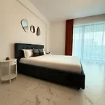 Holidays Sea Vibes One Mamaia