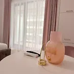 Holidays Sea Vibes One Apartment