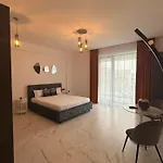 Holidays Sea Vibes One Apartment