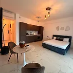Holidays Sea Vibes One Mamaia