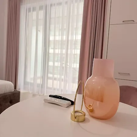 Holidays Sea Vibes One Nord Apartment